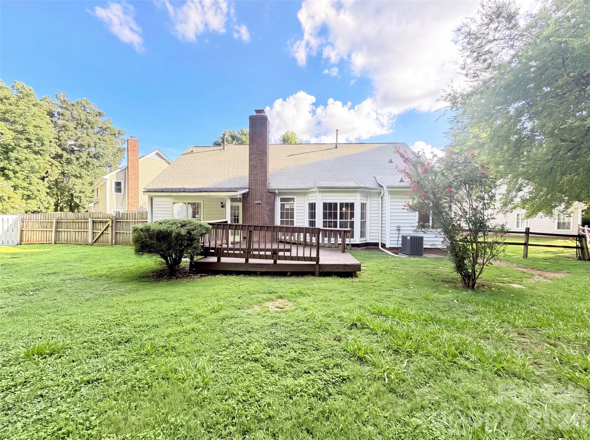 8536 Albury Walk Lane