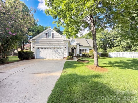 Photo of 8536 Albury Walk Lane, Charlotte, NC 28277 (MLS # 4413156)