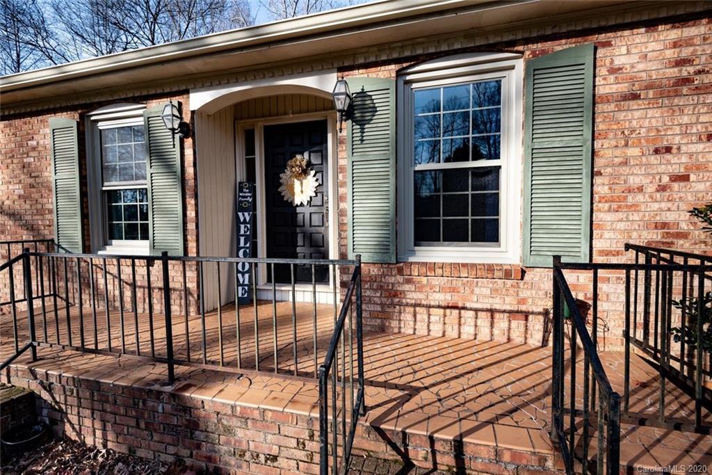 Sandy Ridge Acres - Residential