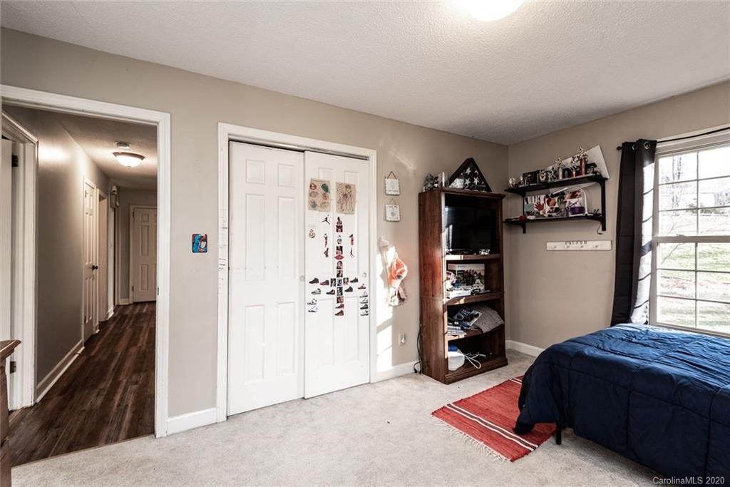 Sandy Ridge Acres - Residential