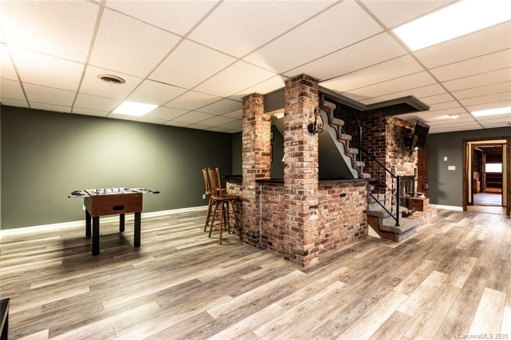 Sandy Ridge Acres - Residential