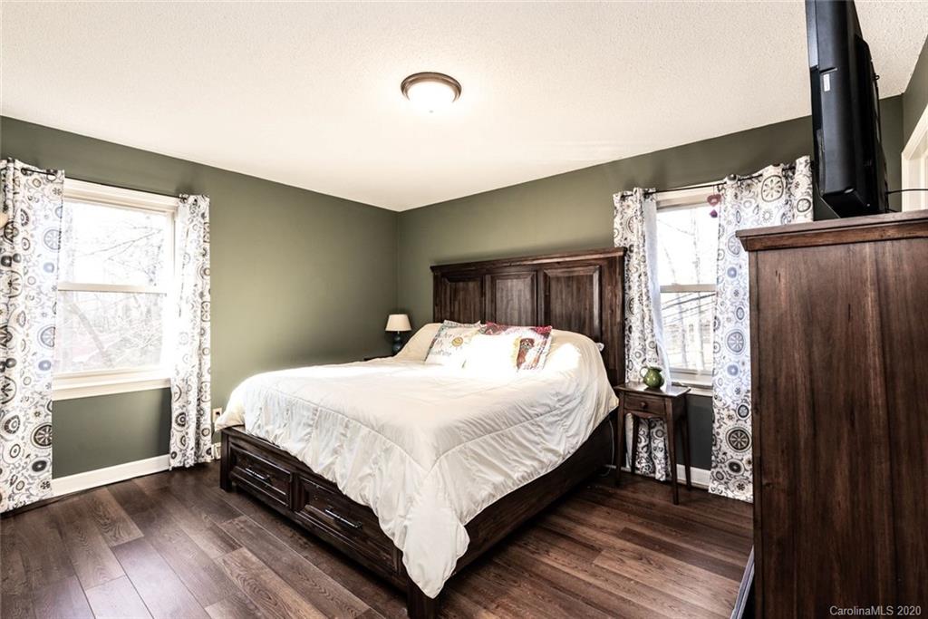 Sandy Ridge Acres - Residential