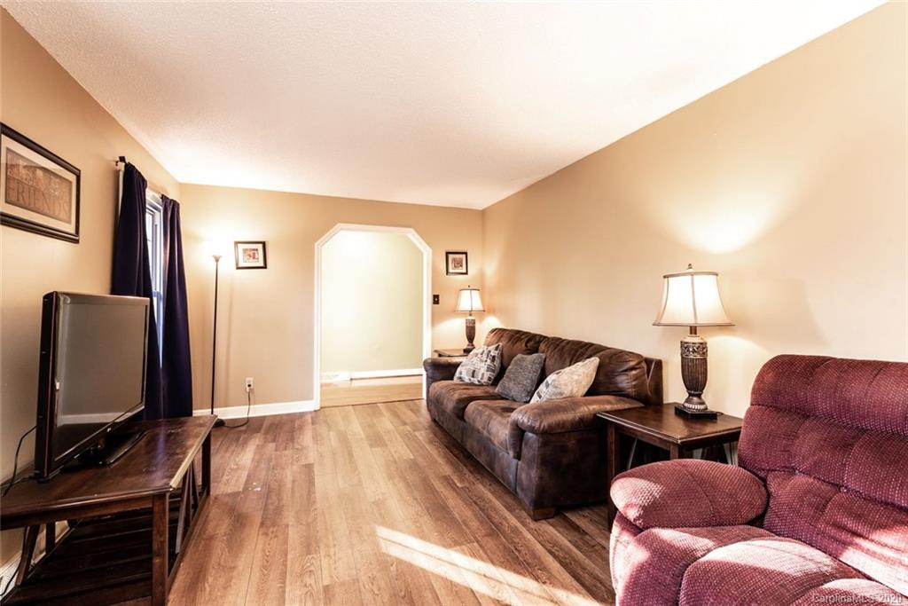 Sandy Ridge Acres - Residential