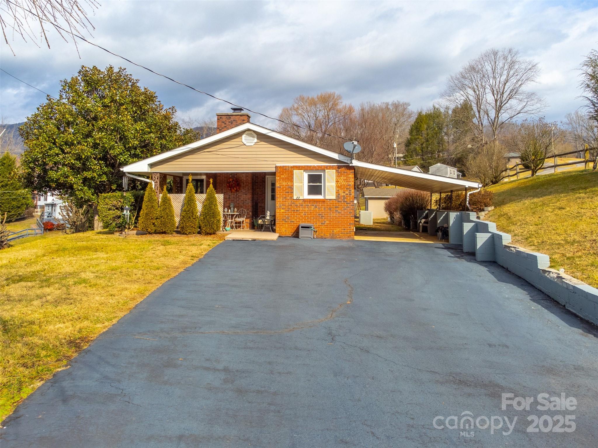 23 Cinder Ridge