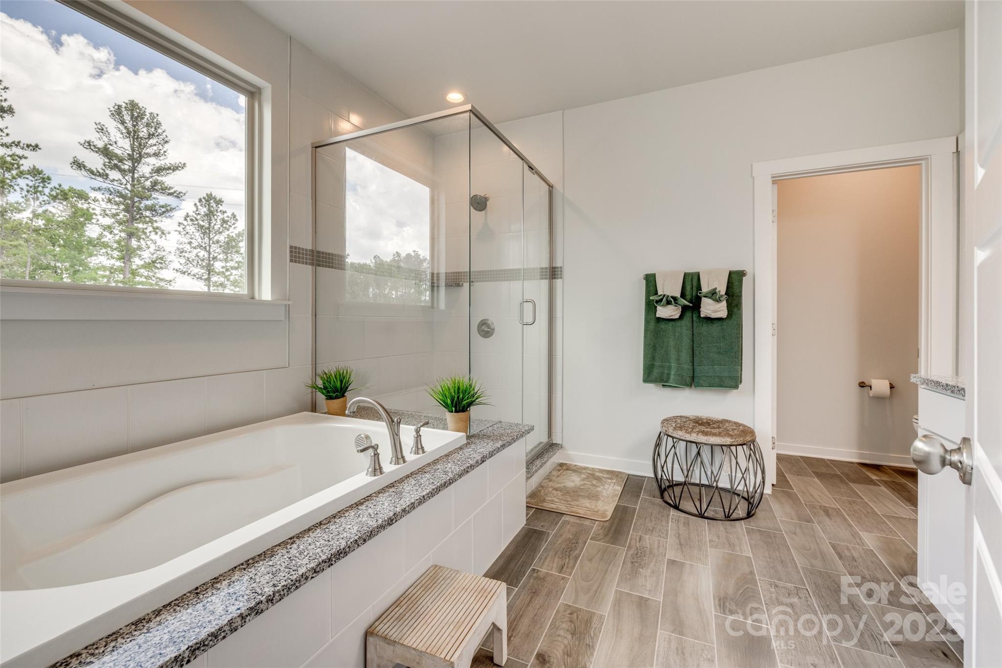 Paddlers Cove - Residential