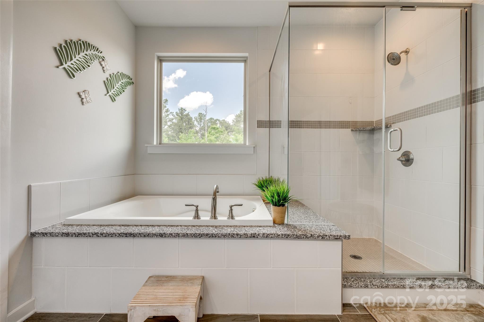 Paddlers Cove - Residential