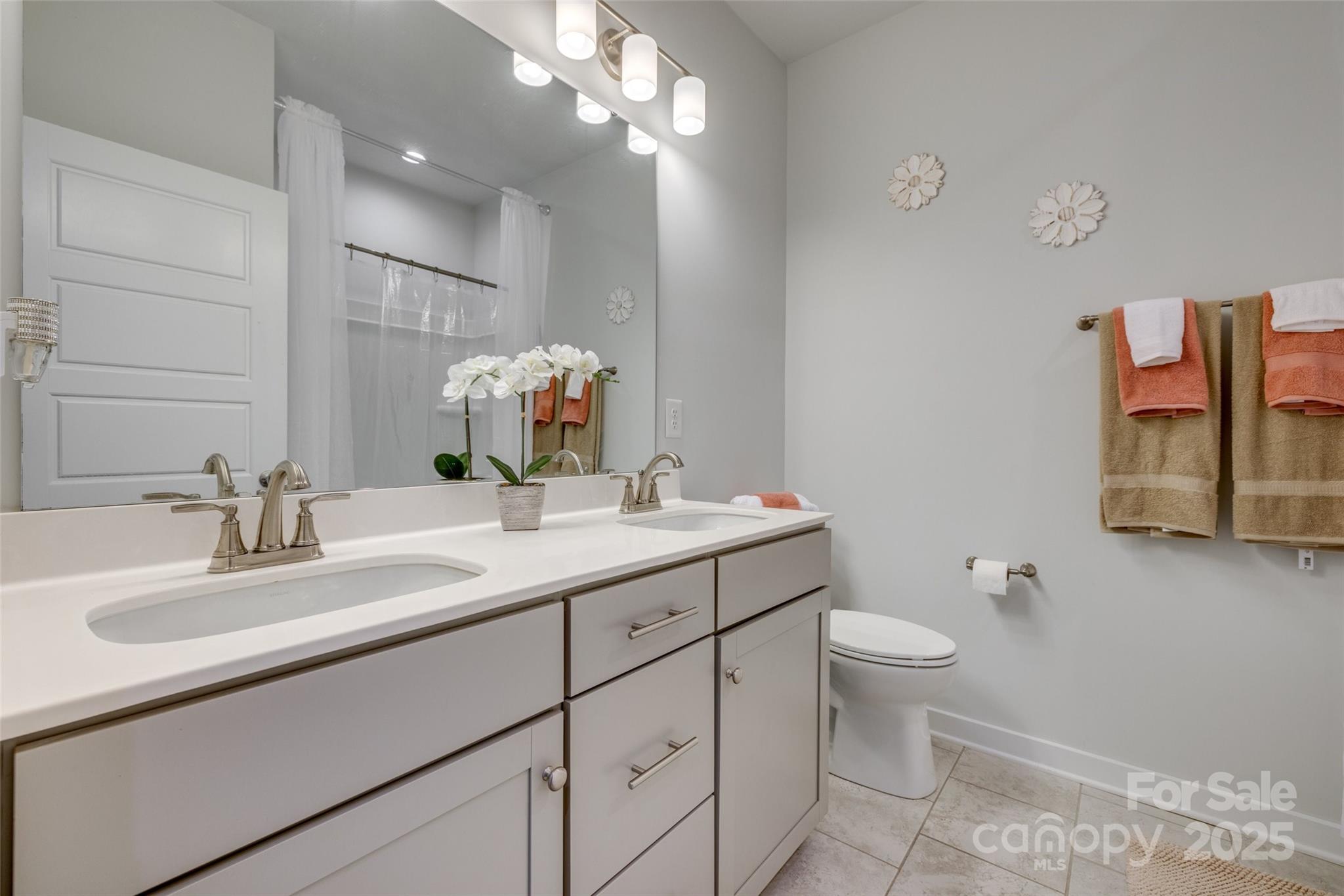 Paddlers Cove - Residential