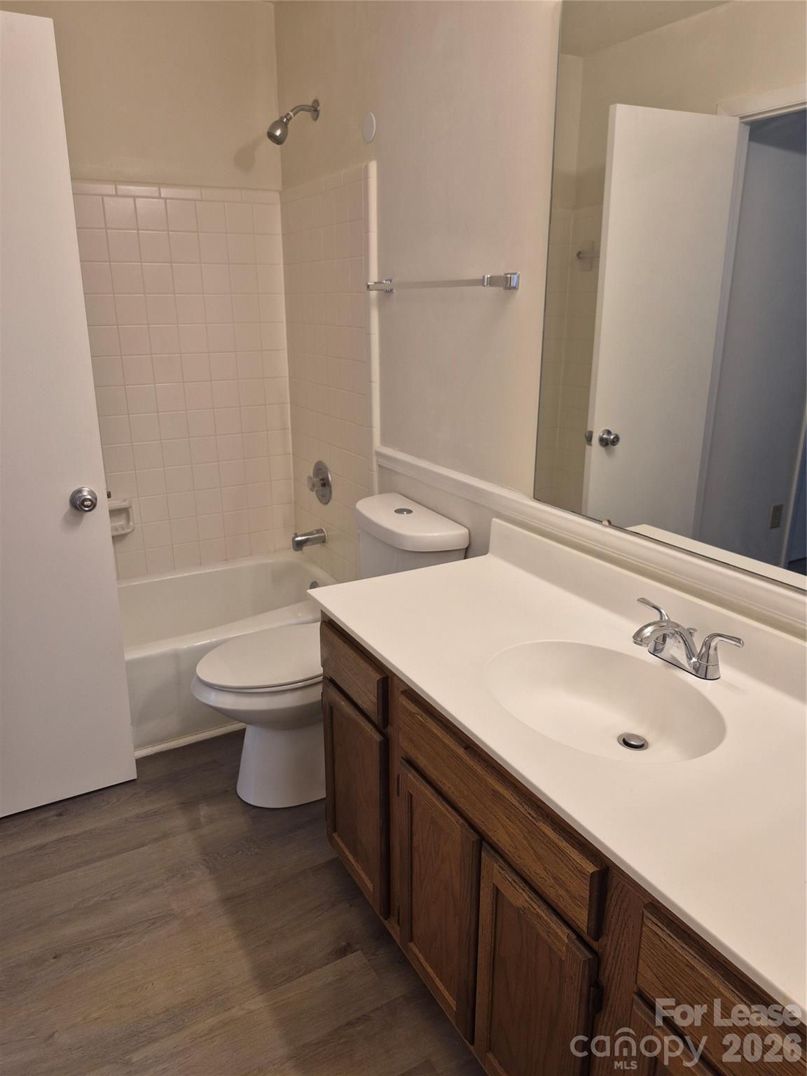 Colony Woods - Residential Lease