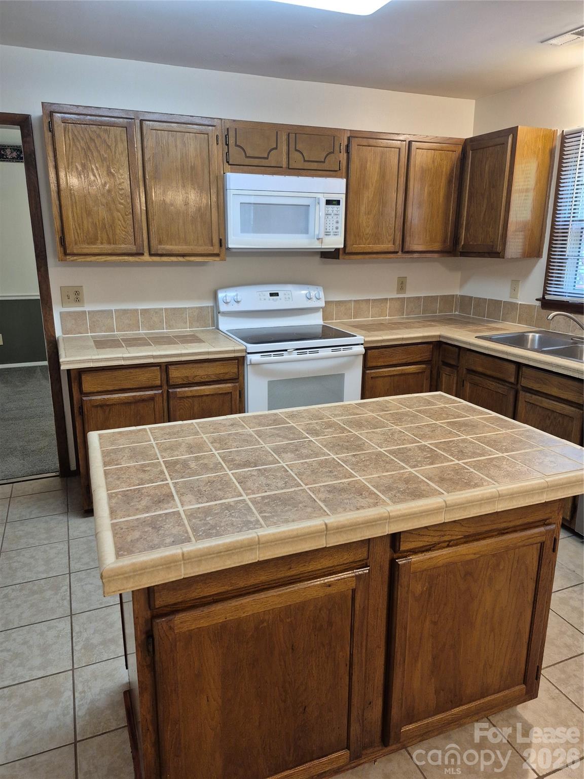 Colony Woods - Residential Lease