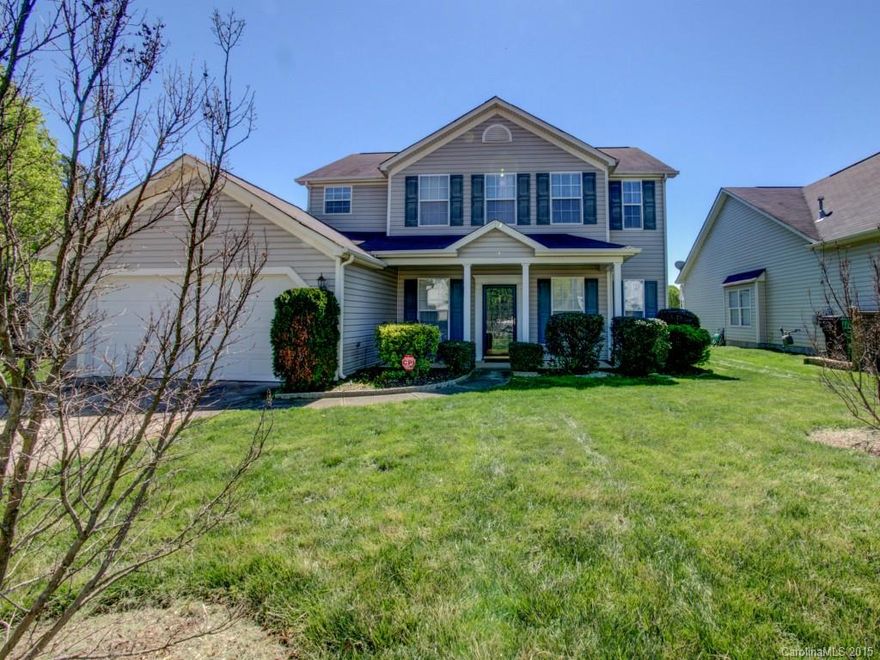 This lovely traditional home features a classic, open layout, a functional yard and an inviting front porch. Once inside, buyers will enjoy the flexible formal dining room/ home office option, the large kitchen with island, huge bay window in the breakfast room and the four large bedrooms upstairs. The Davis Ridge area is close to Huntersville/University/Eastfield and at this price is a must-see!