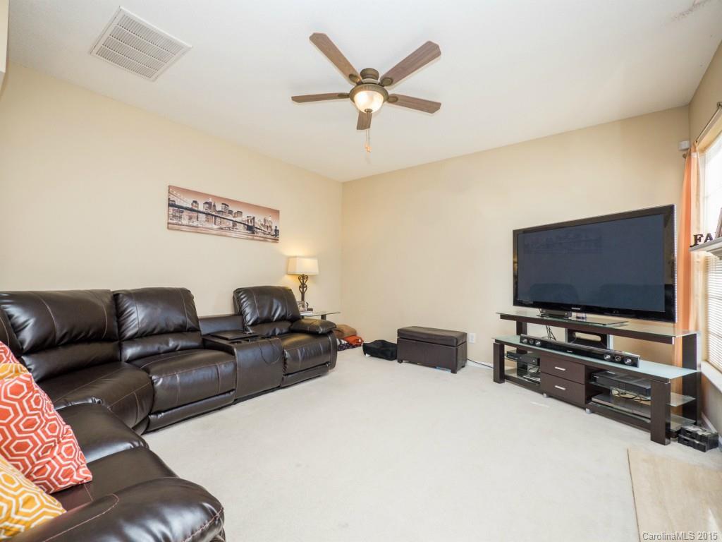 Davis Ridge - Residential