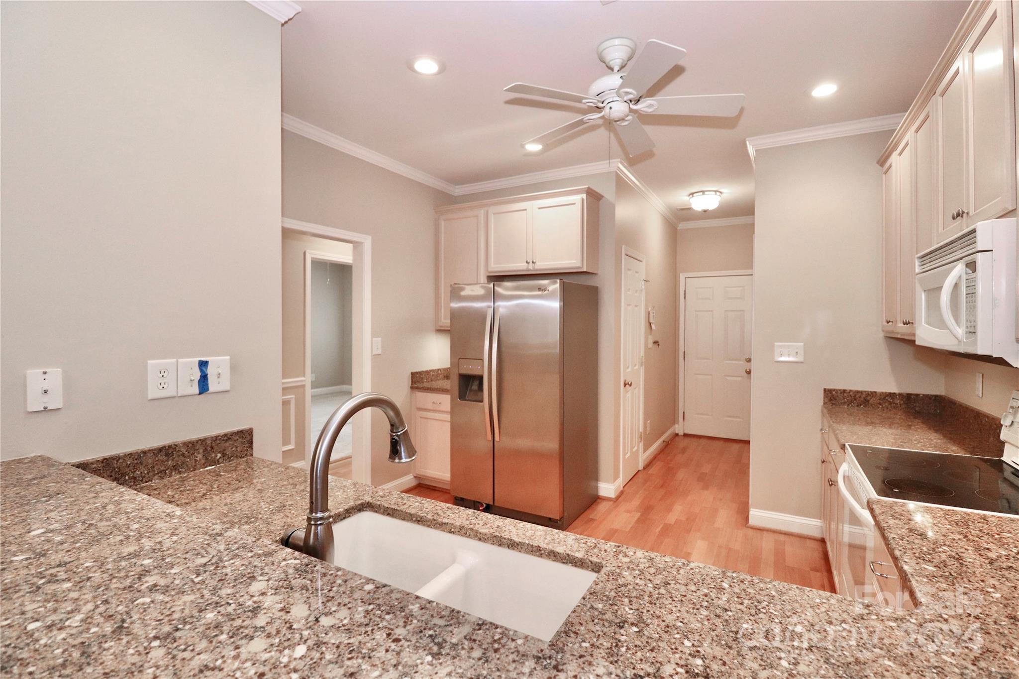 Queens Crest Townhouses - Residential