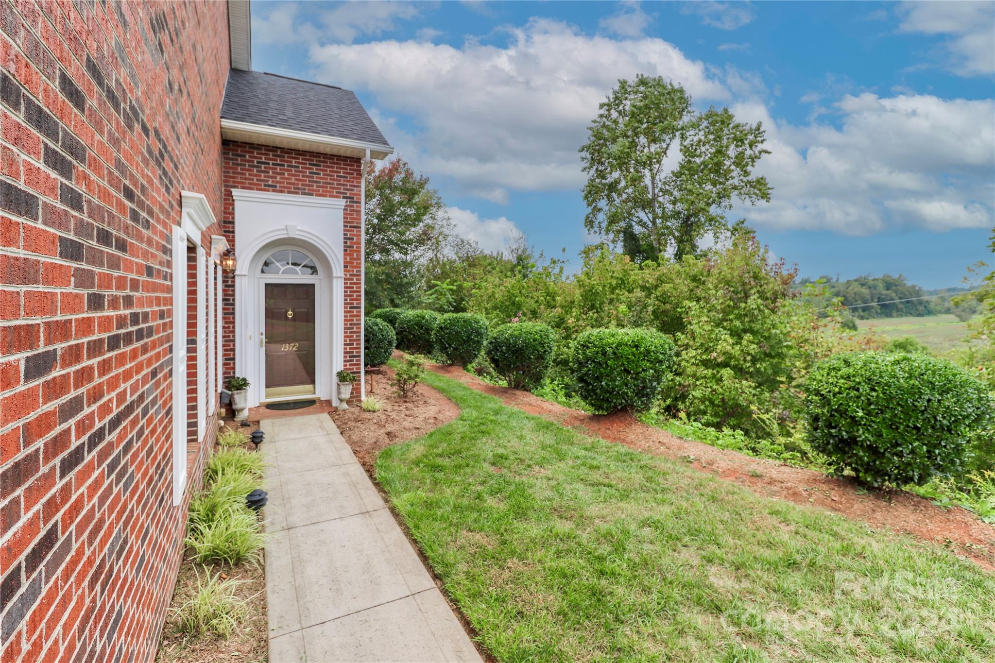 Queens Crest Townhouses - Residential