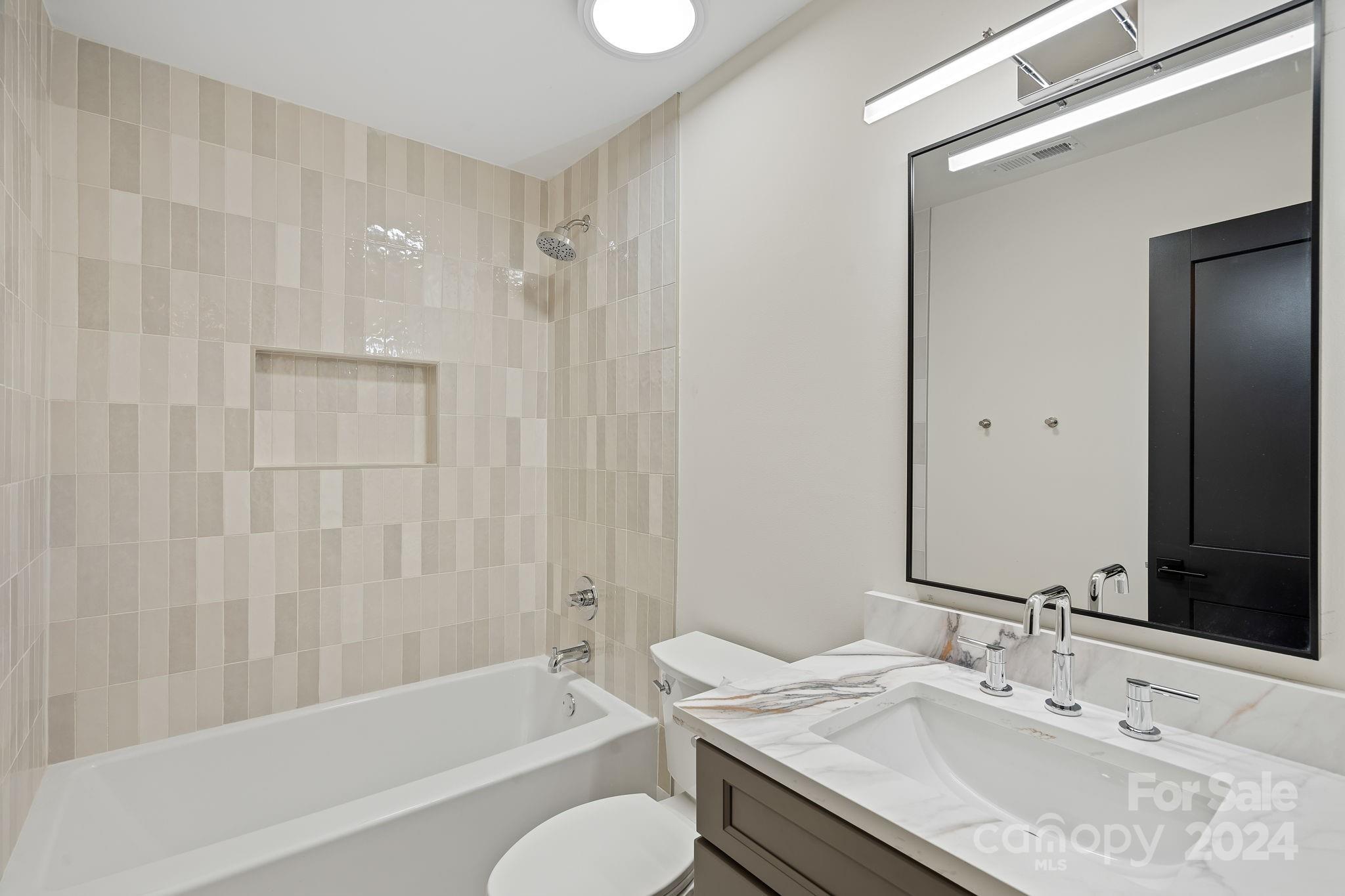 Island Forest - Residential