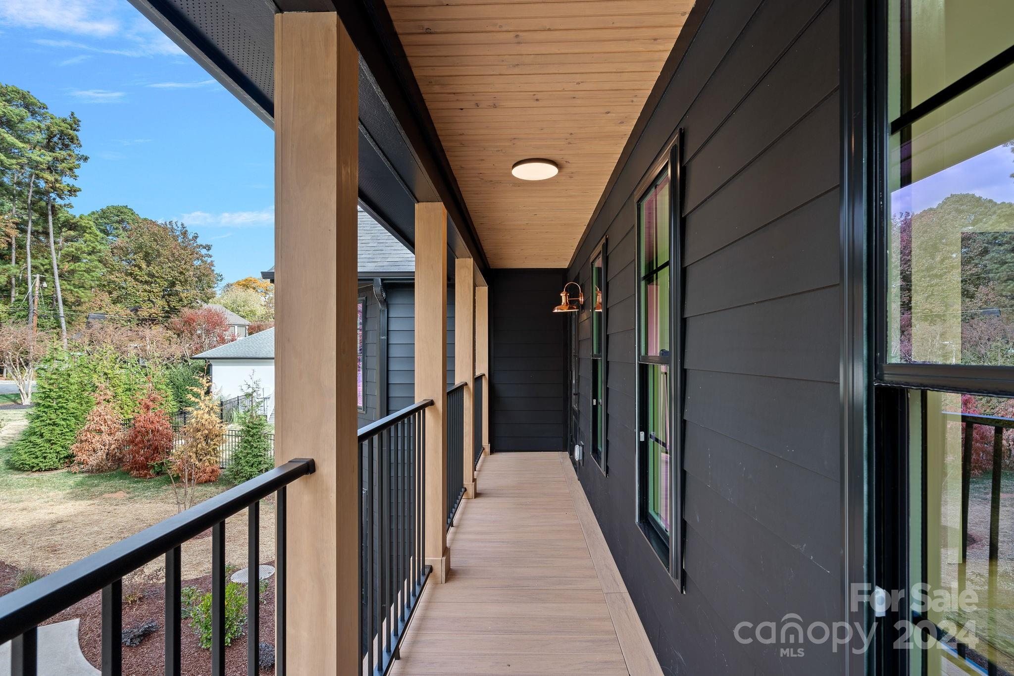 Island Forest - Residential