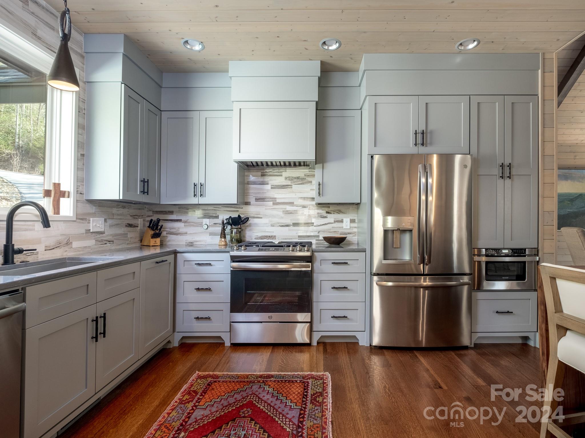 Big Hill - Residential