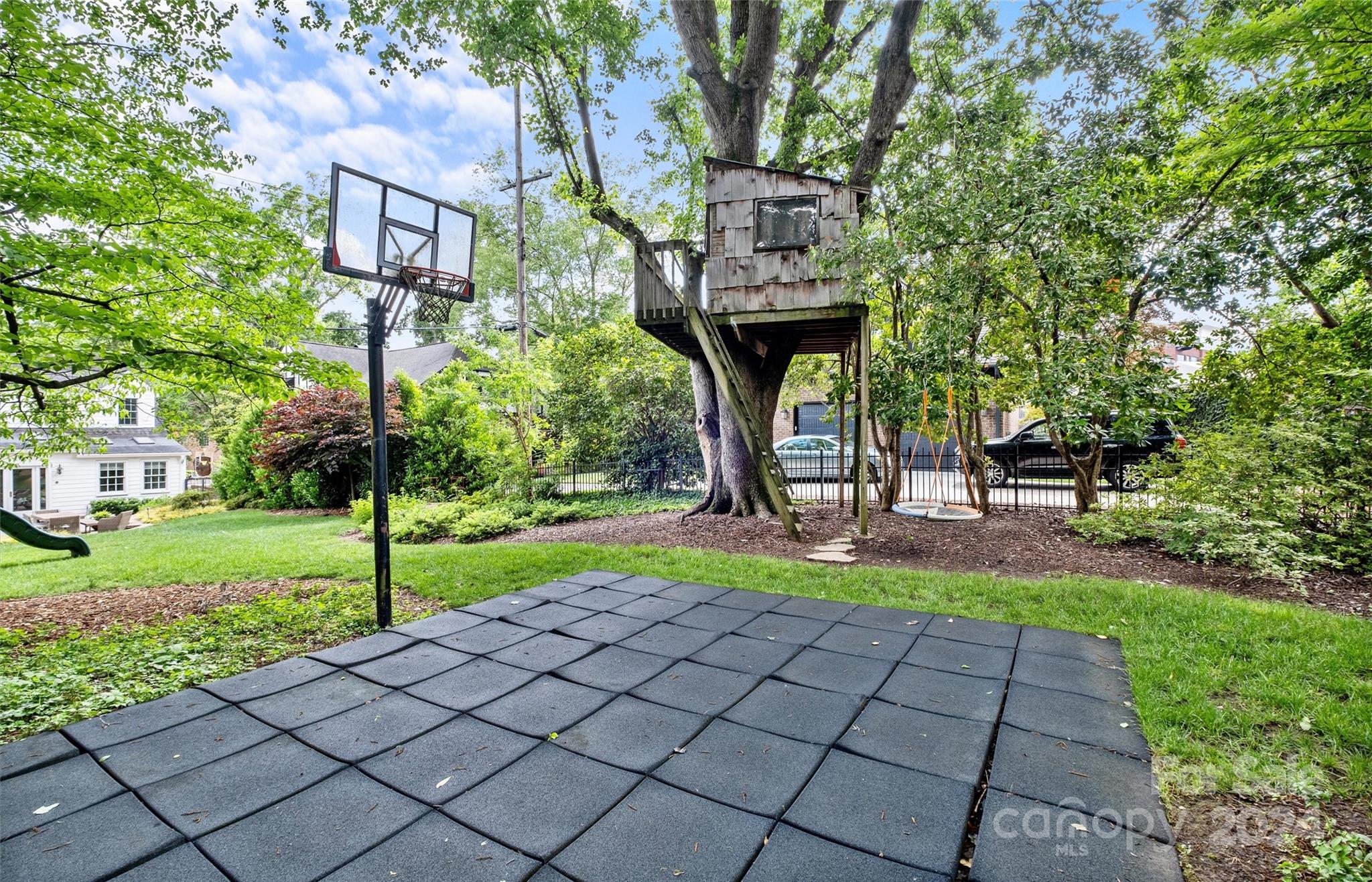 Myers Park - Residential