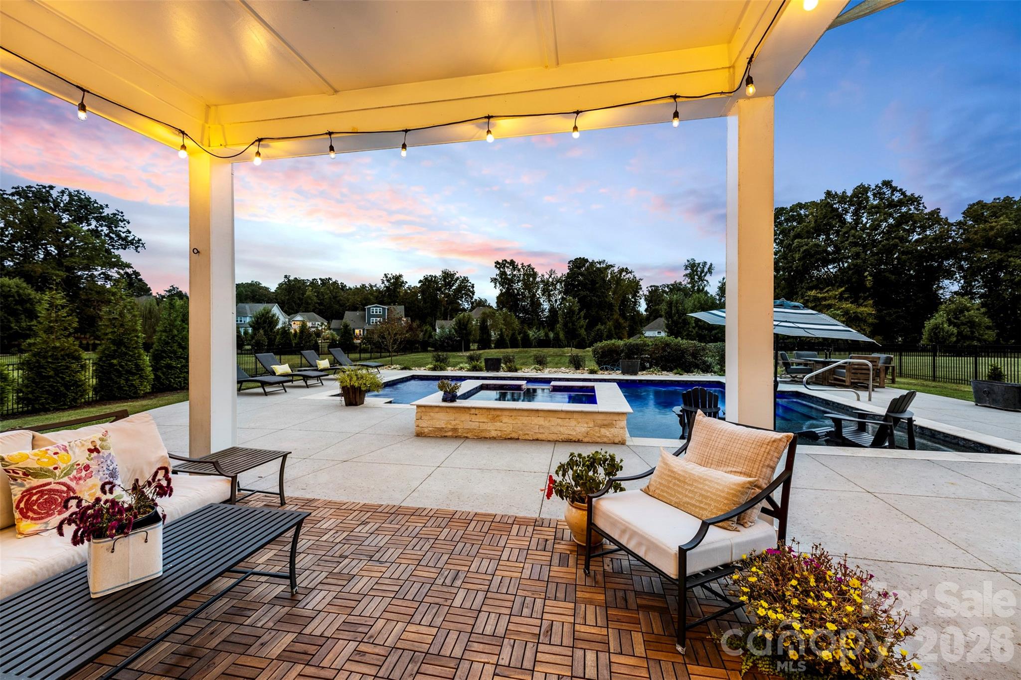 McLean - South Shore - Residential