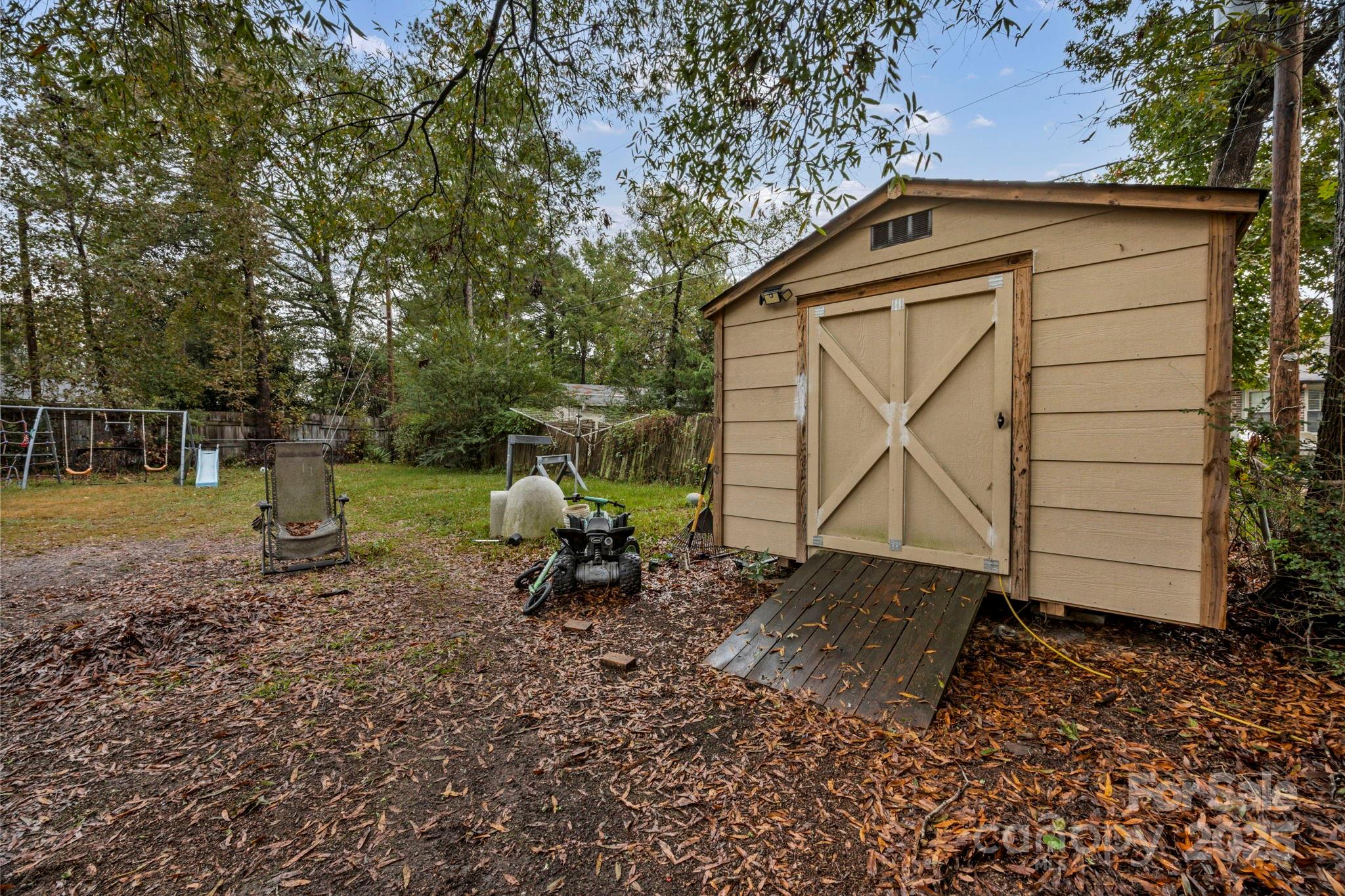 Lloydwoods - Residential