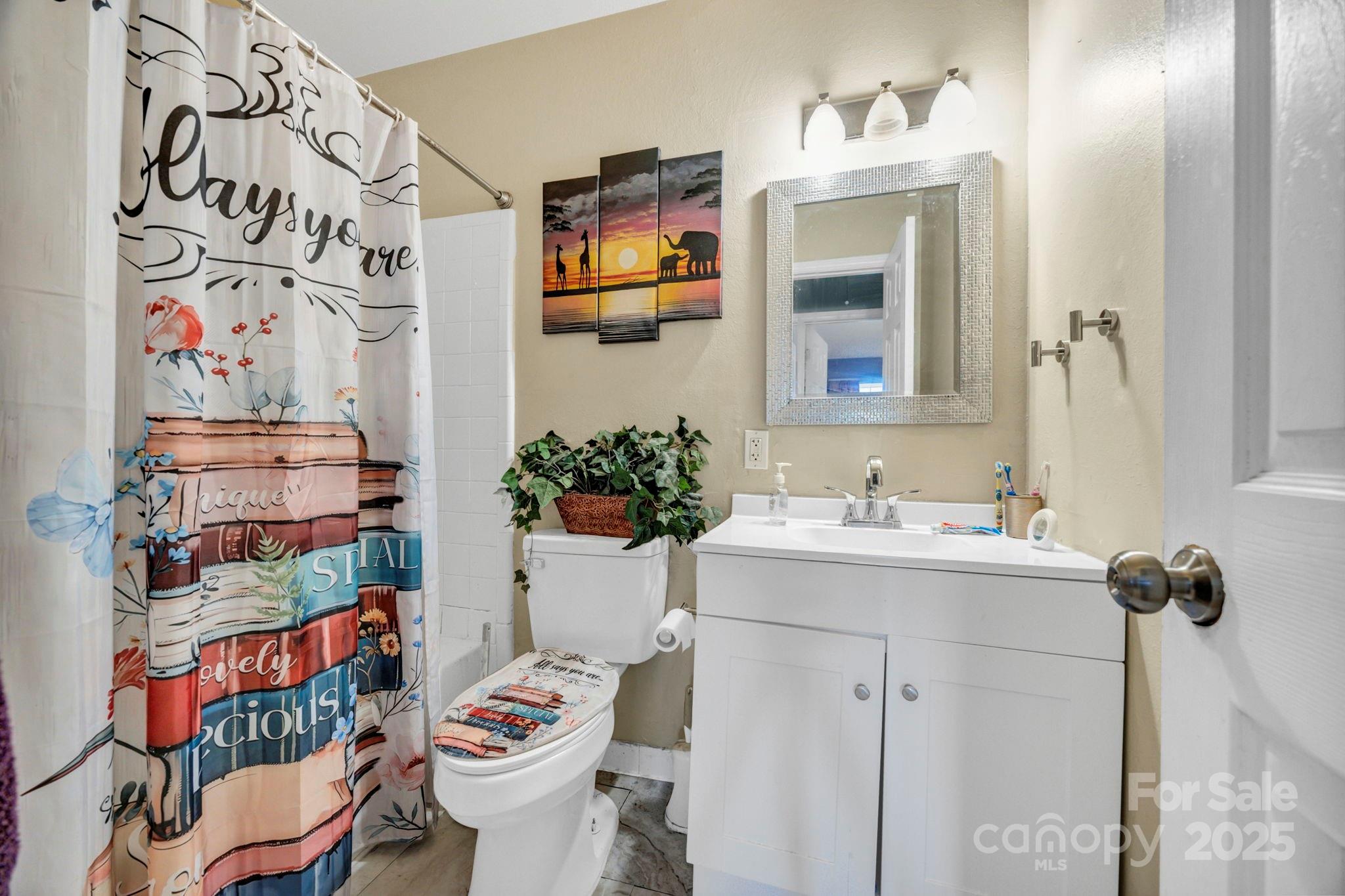 Lloydwoods - Residential