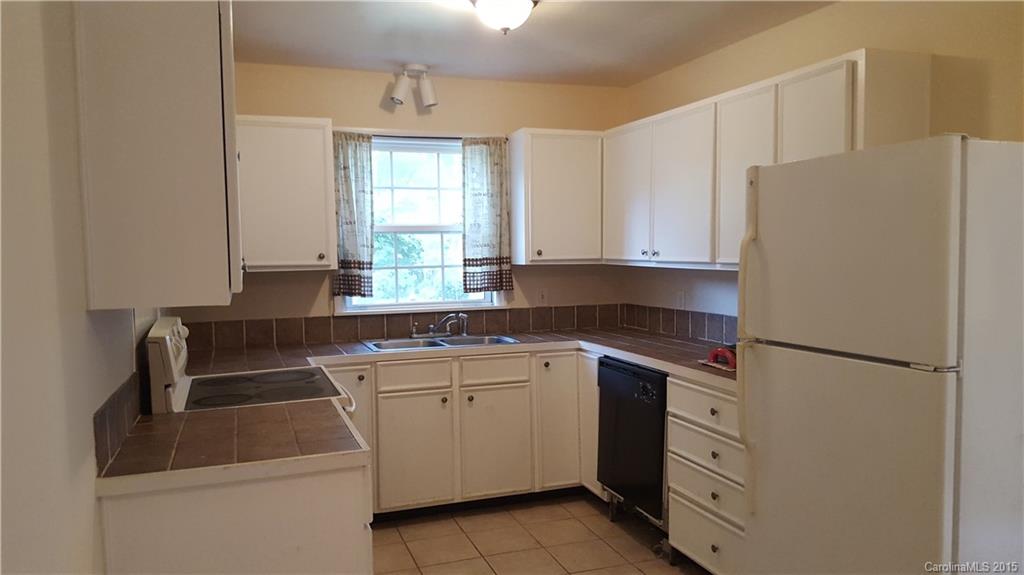 Pinecroft - Residential