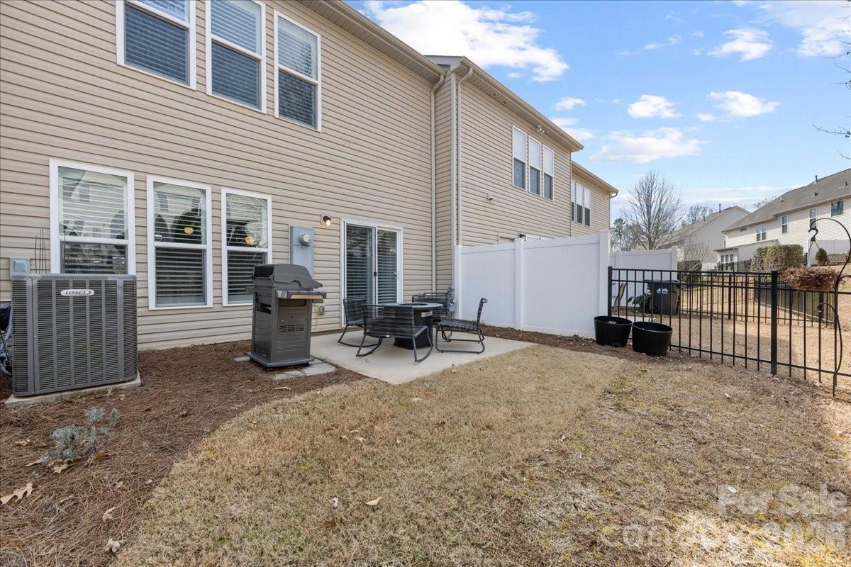 Park South Station - Residential