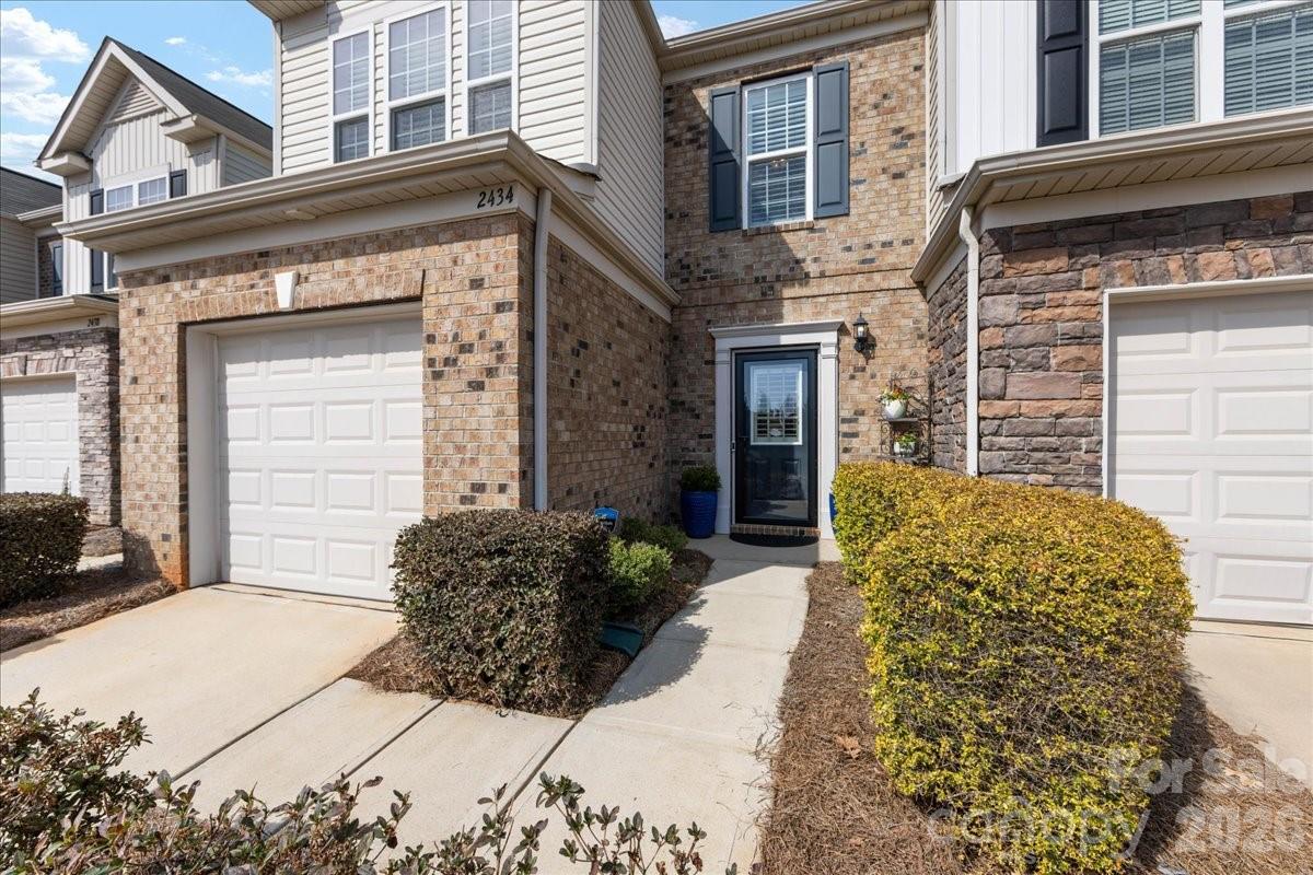 Park South Station - Residential