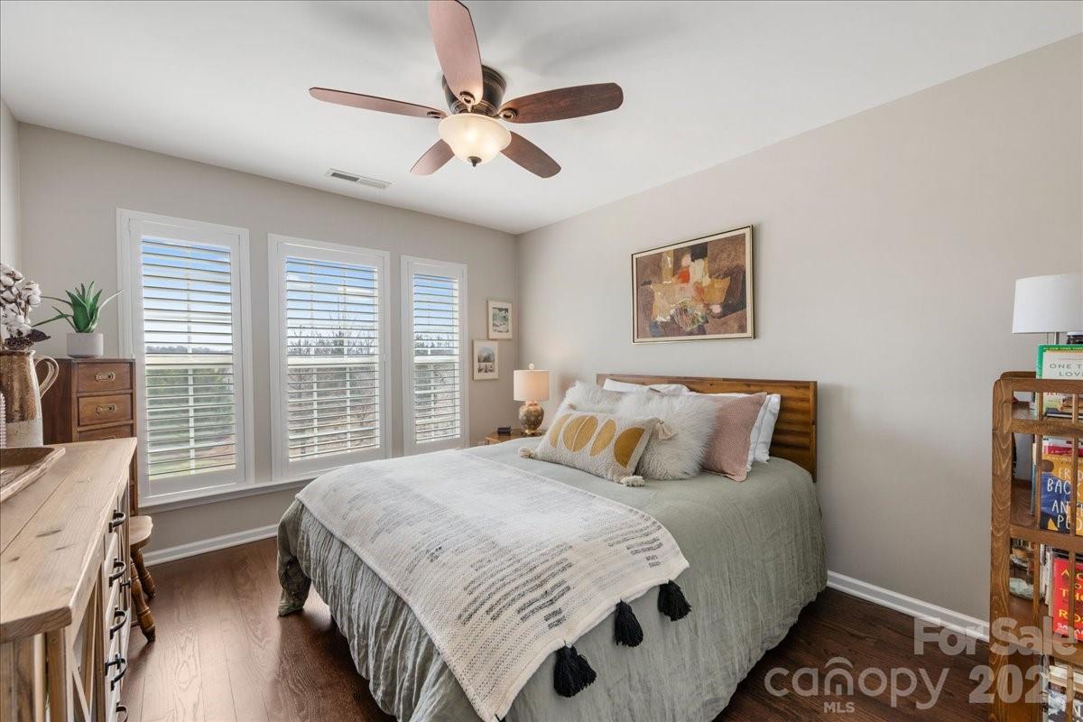 Park South Station - Residential