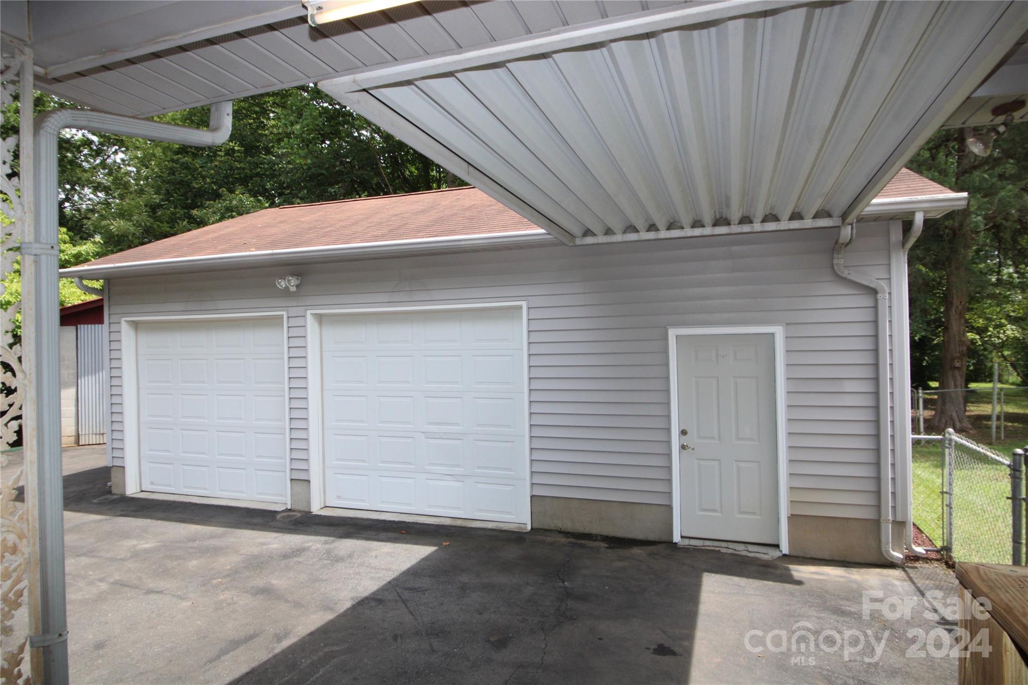 Forest Lake - Residential