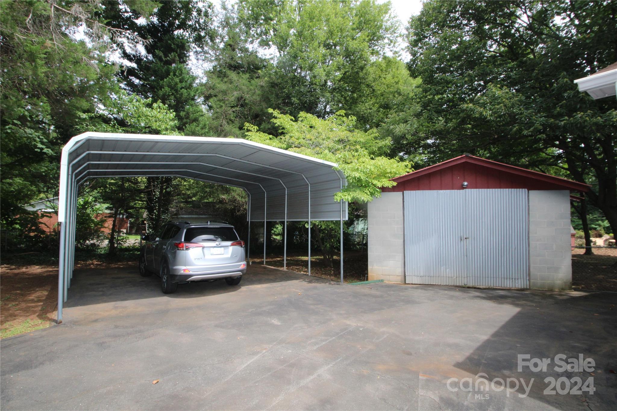 Forest Lake - Residential