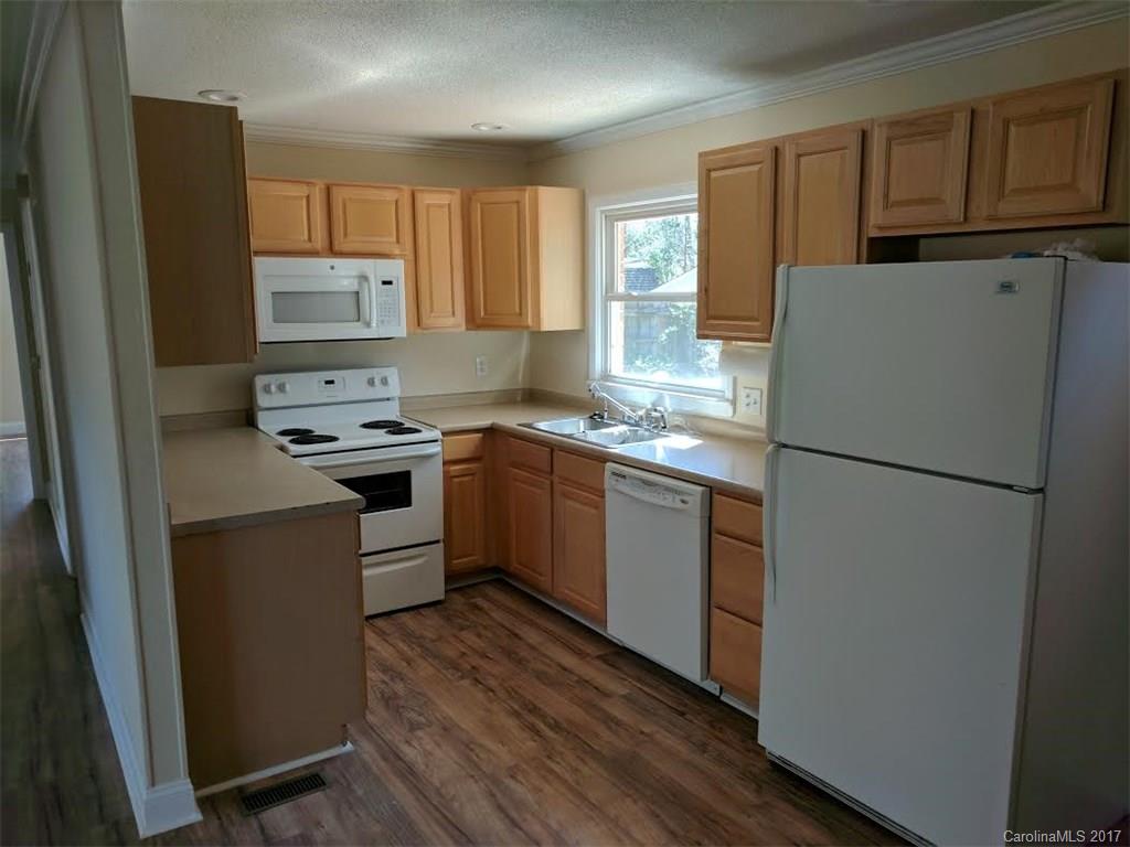 Club View - Residential Lease