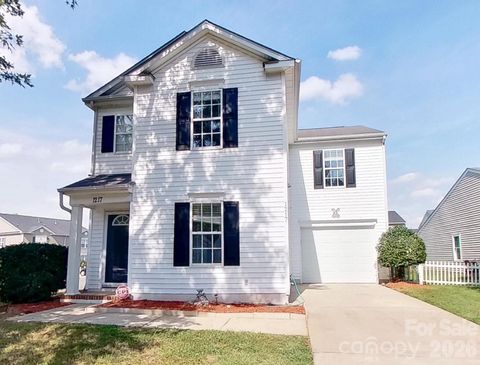 Photo of 1217 Triece Lane, Charlotte, NC 28215 (MLS # 4370481)