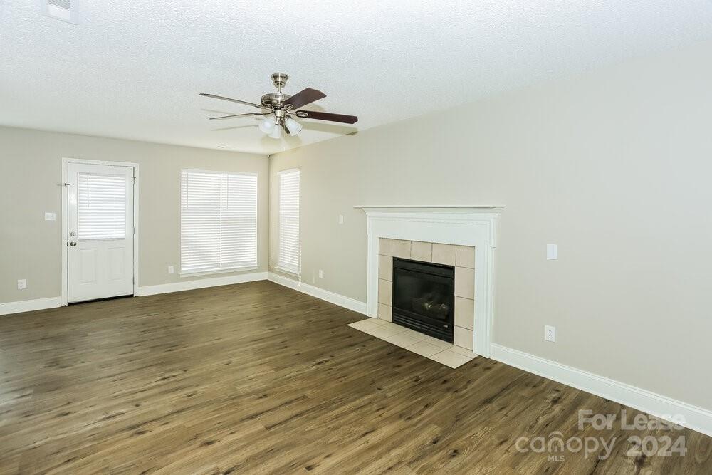 Tall Oaks - Residential Lease