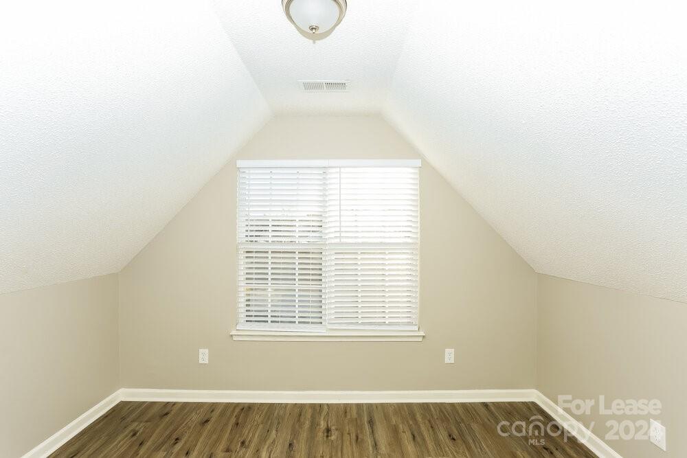 Tall Oaks - Residential Lease