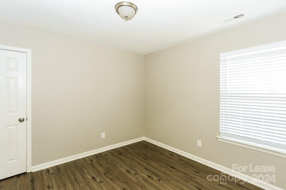 Tall Oaks - Residential Lease