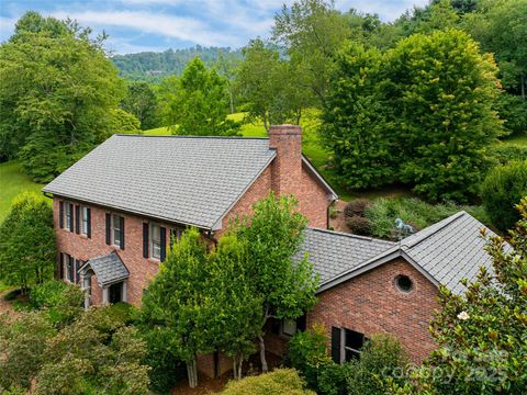 Photo of 91 Carter Cove Road, Asheville, NC 28804 (MLS # 4305572)