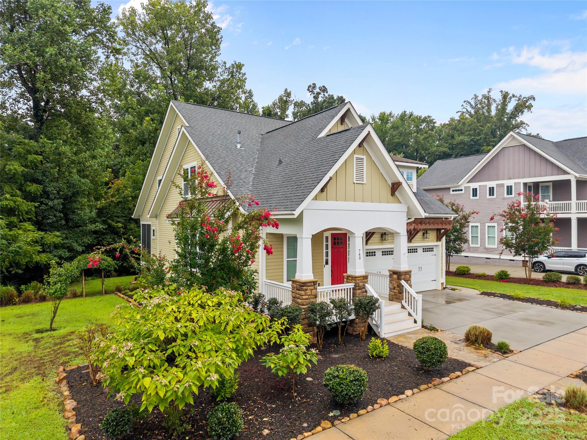 743 Bluff Loop Road