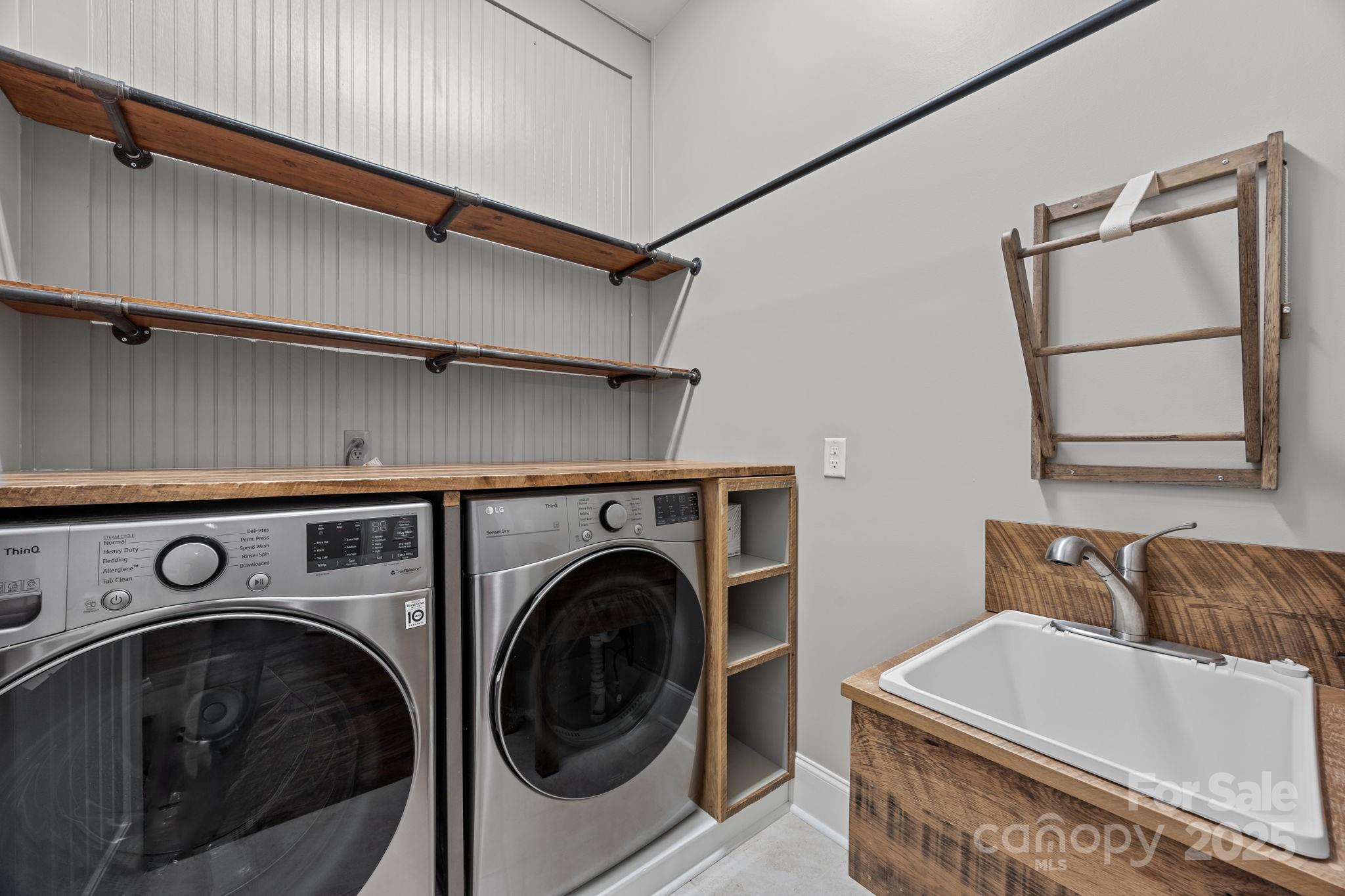 Riverwalk - Residential