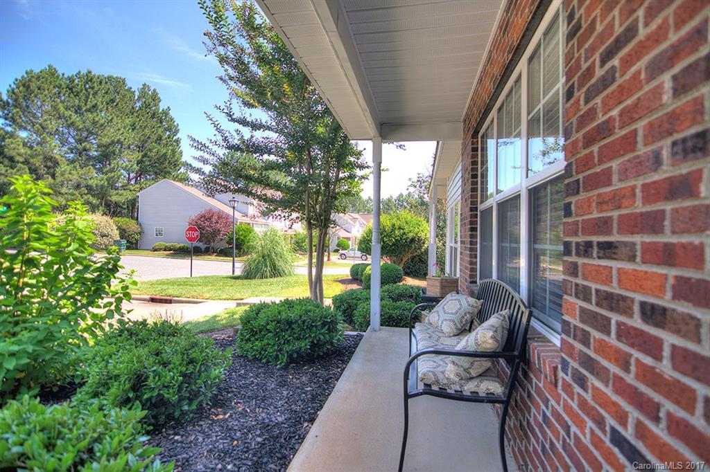 Maplecrest - Residential