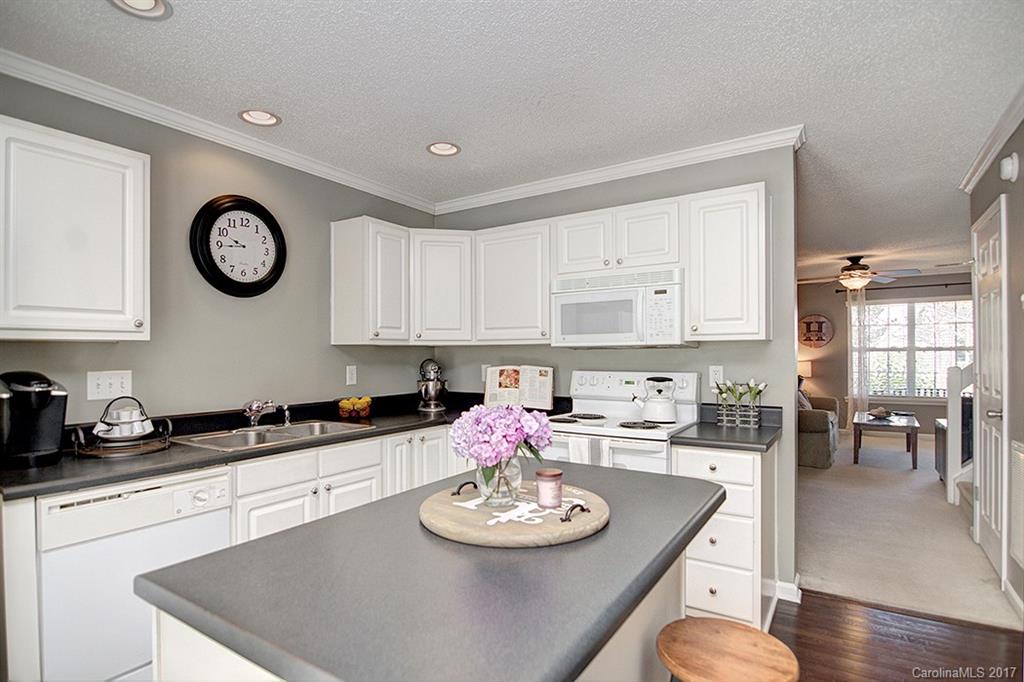 Maplecrest - Residential