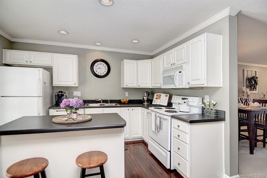 Maplecrest - Residential