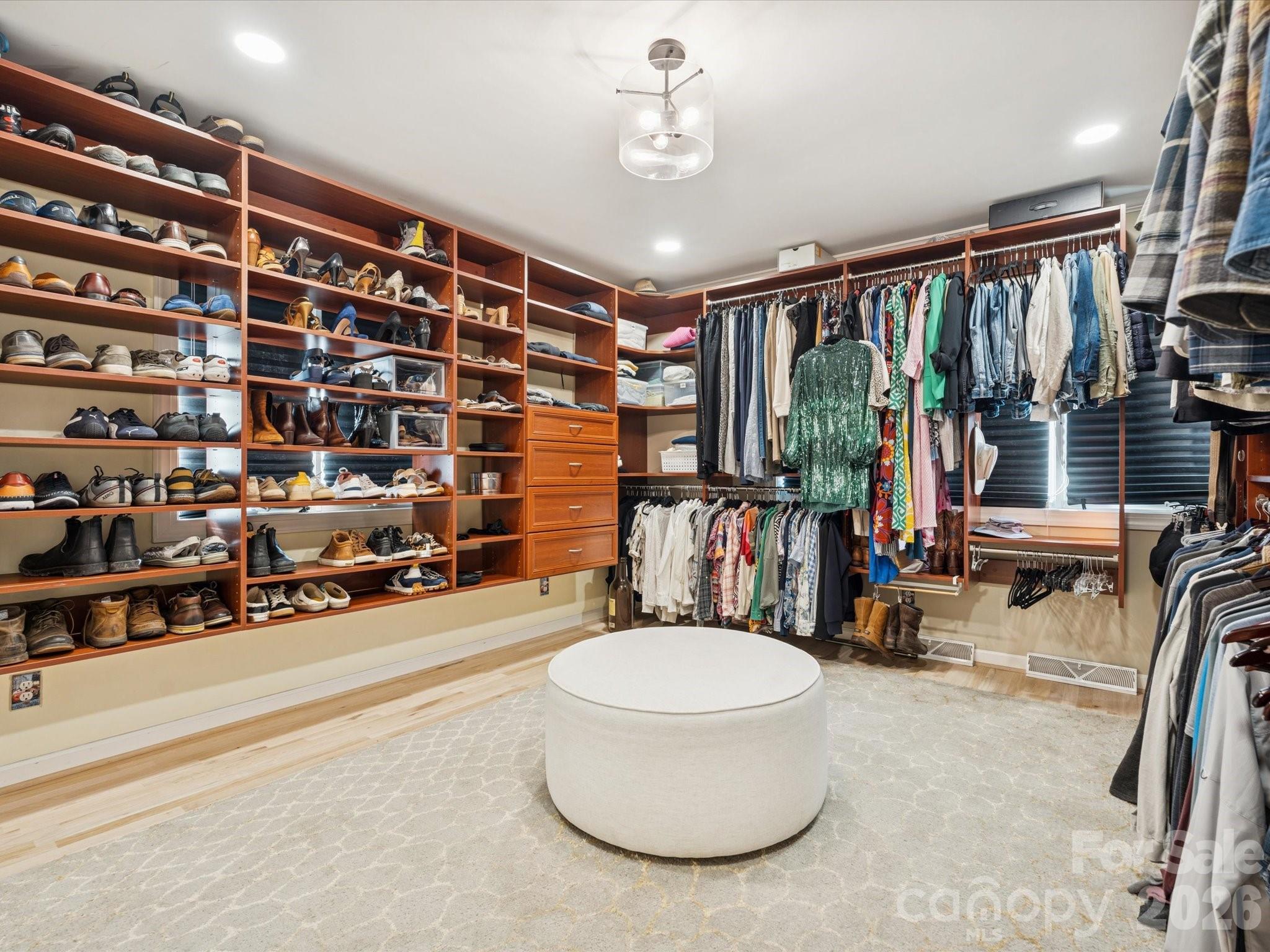 Country Club Acres - Residential Income