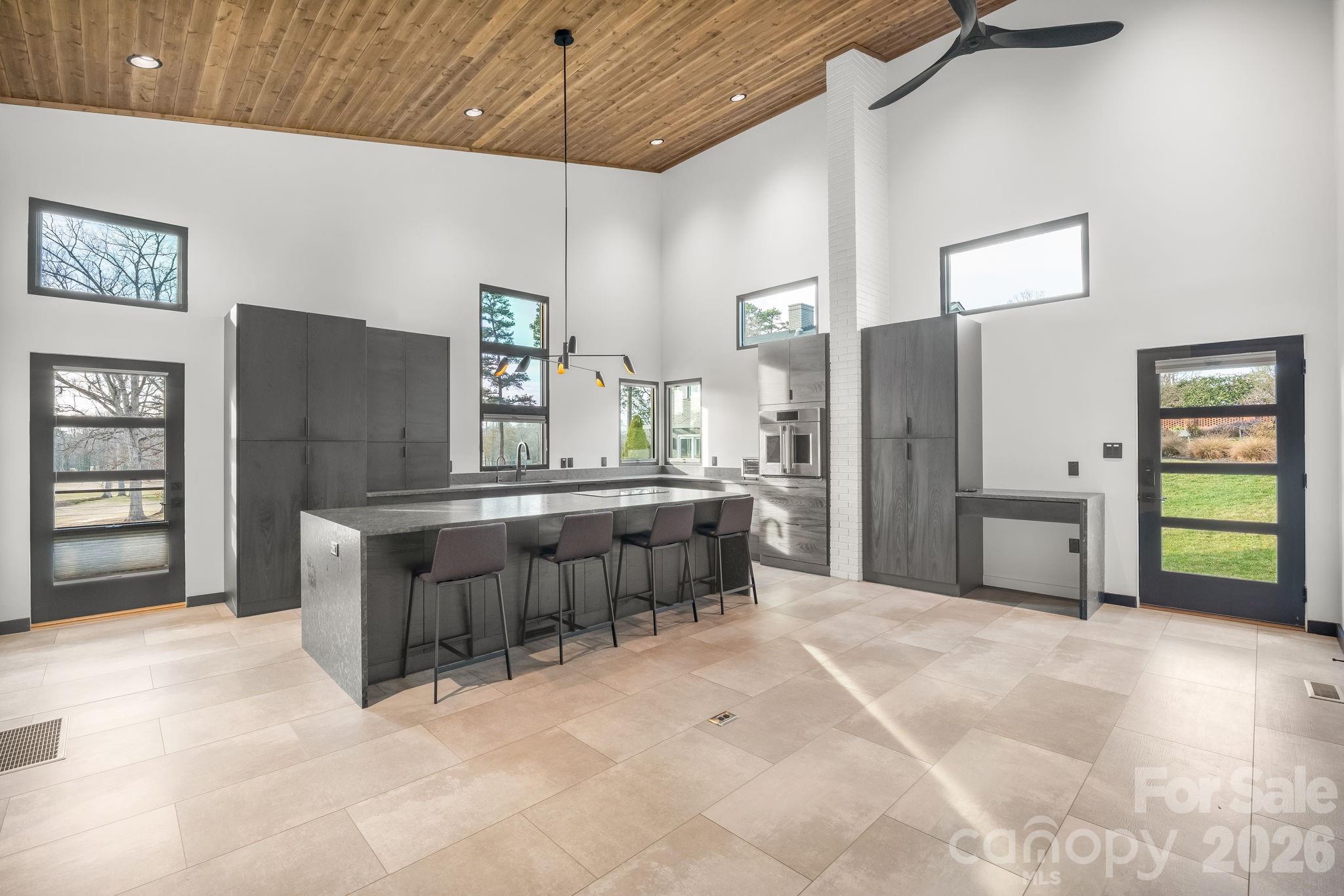 Country Club Acres - Residential Income