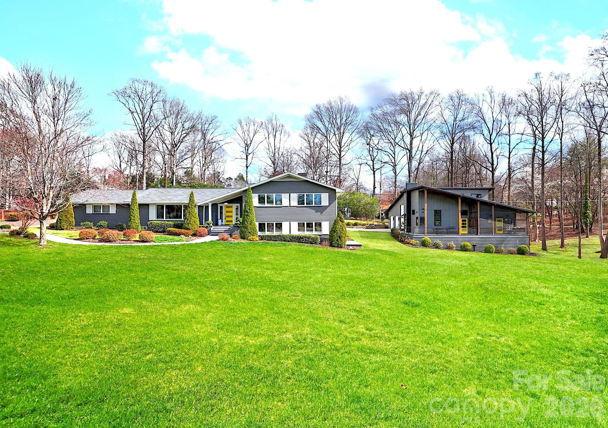 Country Club Acres - Residential Income