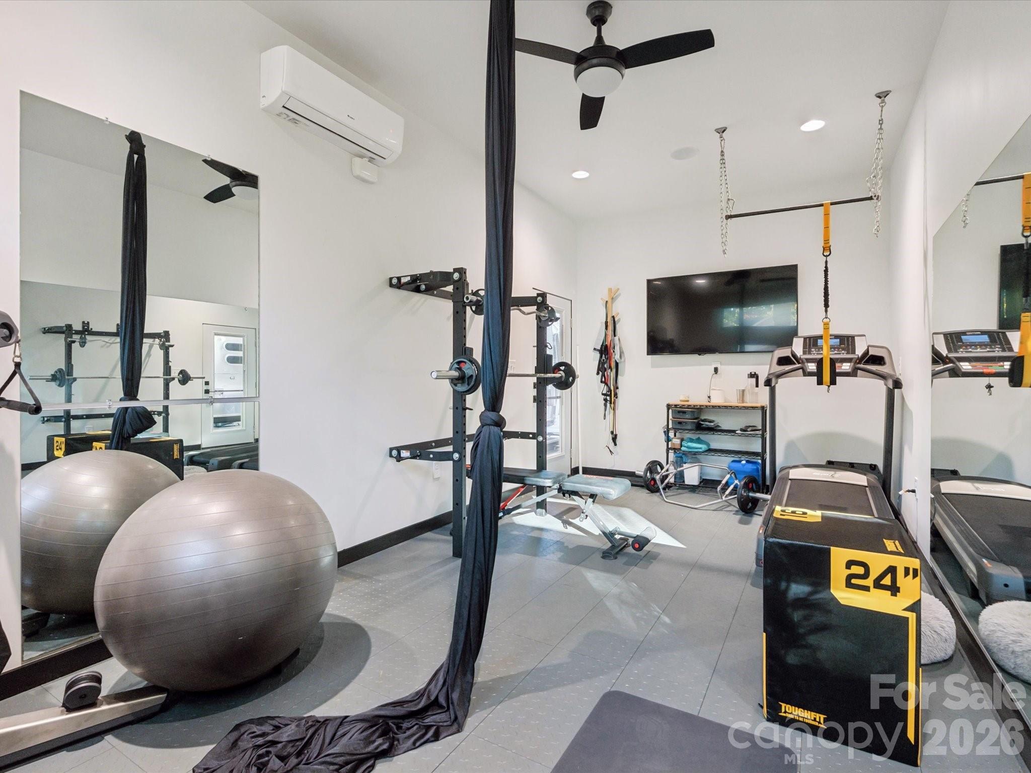 Country Club Acres - Residential Income