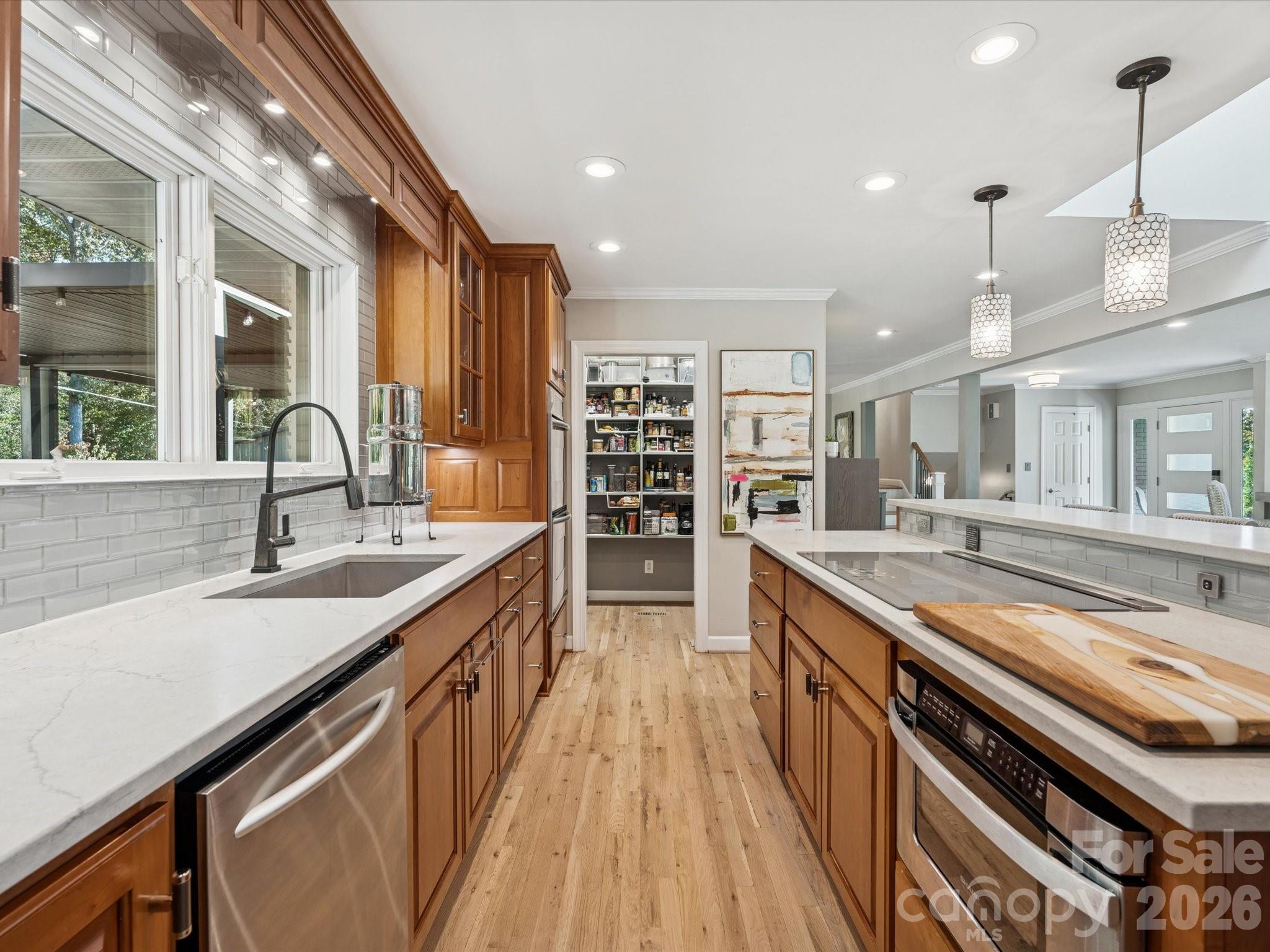 Country Club Acres - Residential Income