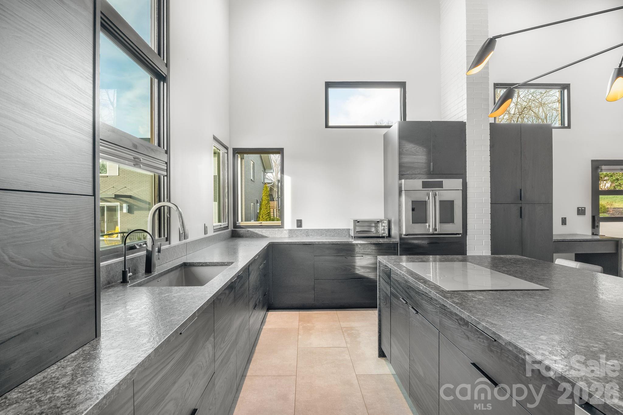 Country Club Acres - Residential Income