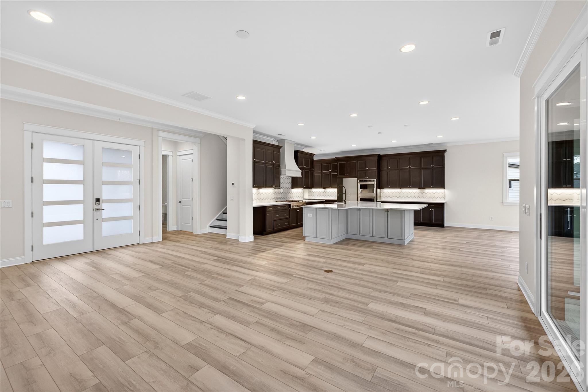 14008 Roosevelt Grove Drive