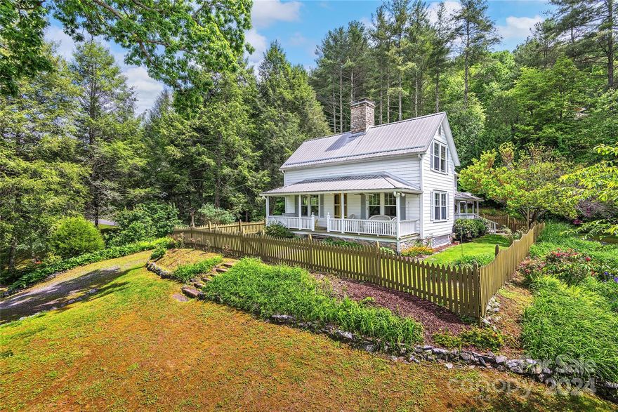 Welcome home to this history filled farmhouse with big, long-distance Mountain Views. You will feel
Right at home as you enter the newly renovated kitchen with cozy fireplace. Tons of space in this fabulous home with large living room and dining area. Bedrooms include wardrobe closets due to 1860s construction. Master Suite on the main floor with convenience to the amazing porches to take in the cool mountain breeze. Upstairs you will find tongue and groove detail in the 3 bedrooms and a bonus room with a spacious bathroom. This charming piece of history is the perfect spot to call your home. Minutes to DuPont state park , short drive to downtown Brevard and Hendersonville.