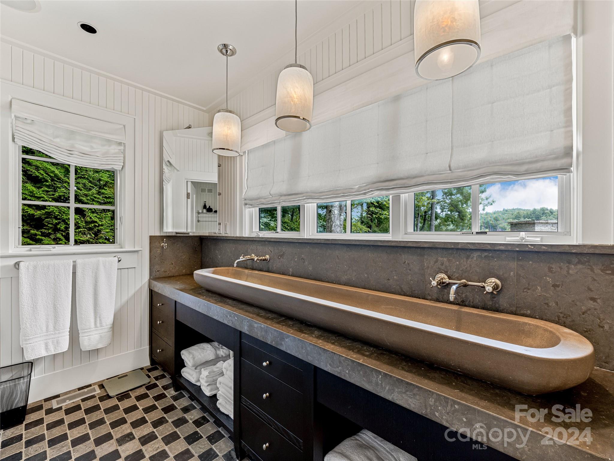 Lake Toxaway Estates - Residential